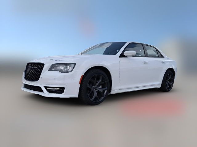 2023 Chrysler 300 Touring L