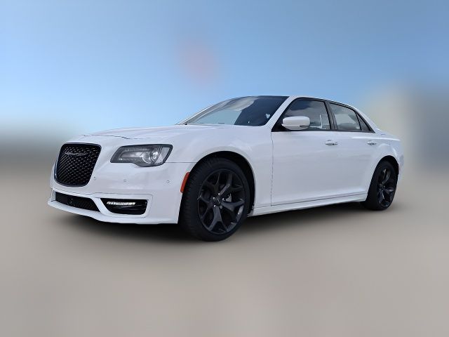 2023 Chrysler 300 Touring L