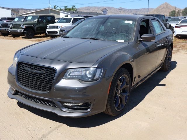 2023 Chrysler 300 Touring L