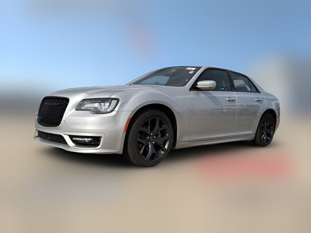 2023 Chrysler 300 Touring L