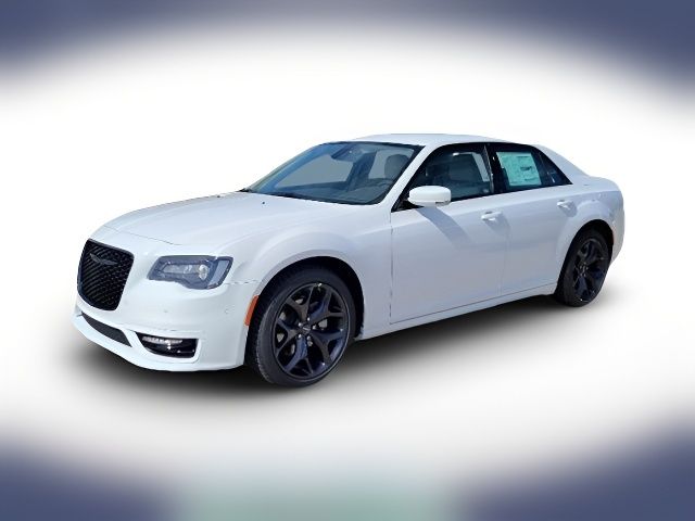 2023 Chrysler 300 Touring L