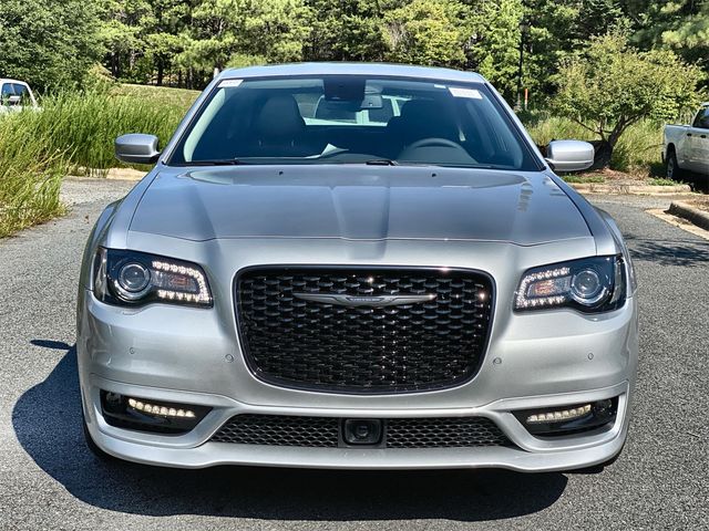 2023 Chrysler 300 Touring L