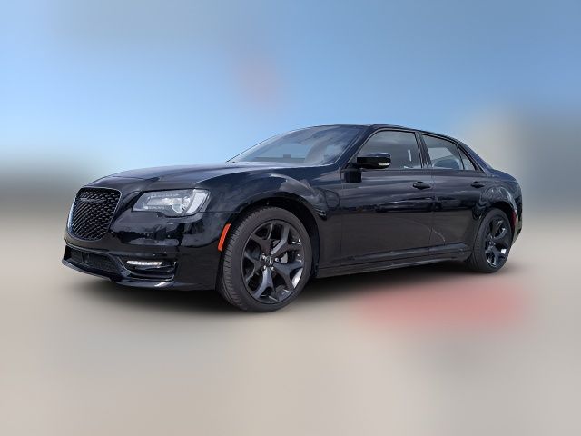 2023 Chrysler 300 Touring L