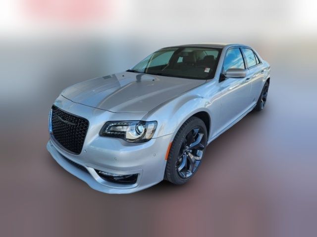 2023 Chrysler 300 Touring L