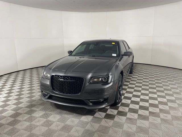 2023 Chrysler 300 Touring L