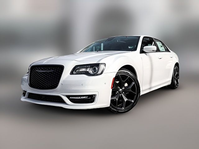 2023 Chrysler 300 Touring L