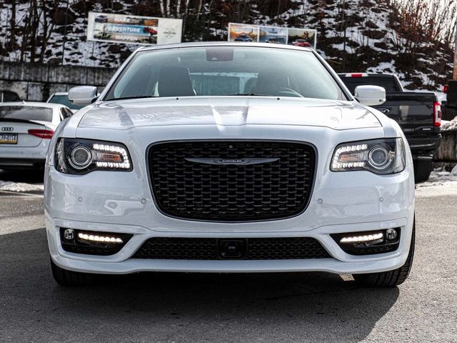 2023 Chrysler 300 Touring L