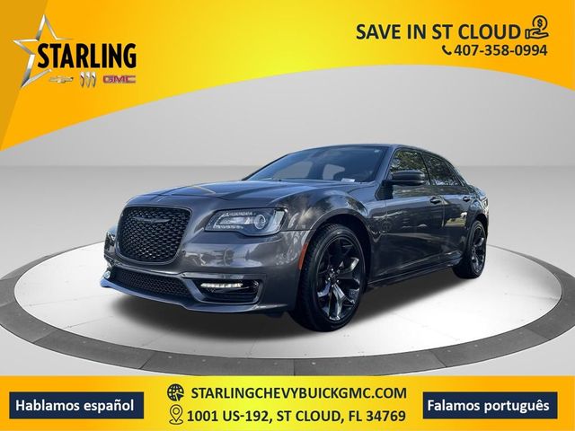 2023 Chrysler 300 Touring L