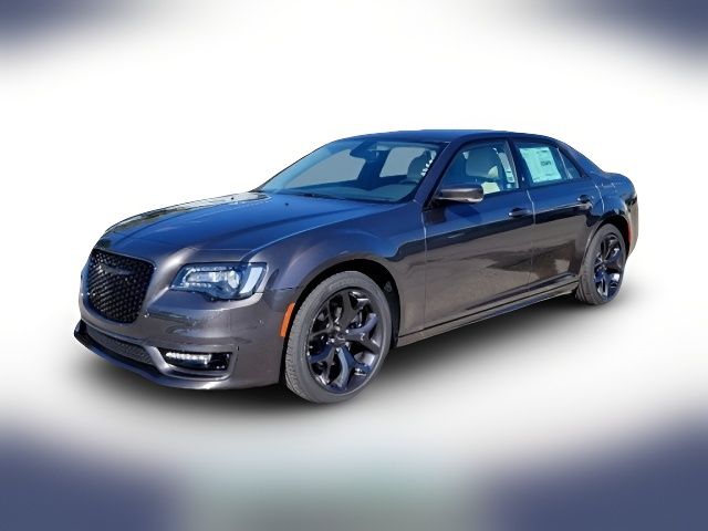 2023 Chrysler 300 Touring L