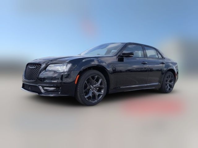 2023 Chrysler 300 Touring L