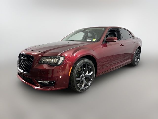 2023 Chrysler 300 Touring L