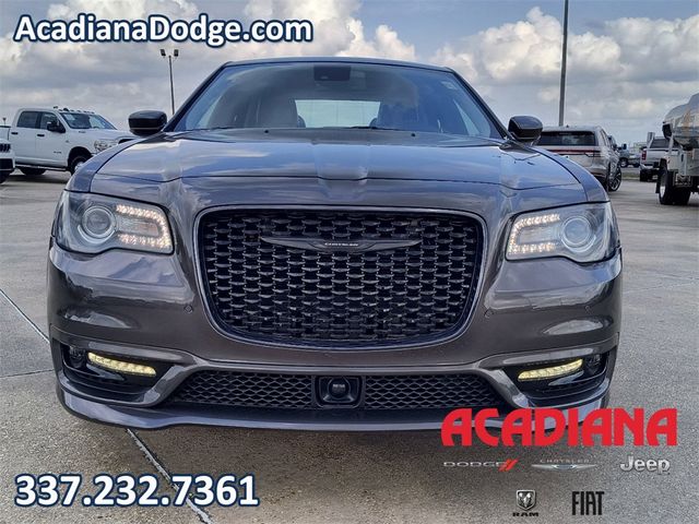 2023 Chrysler 300 Touring L