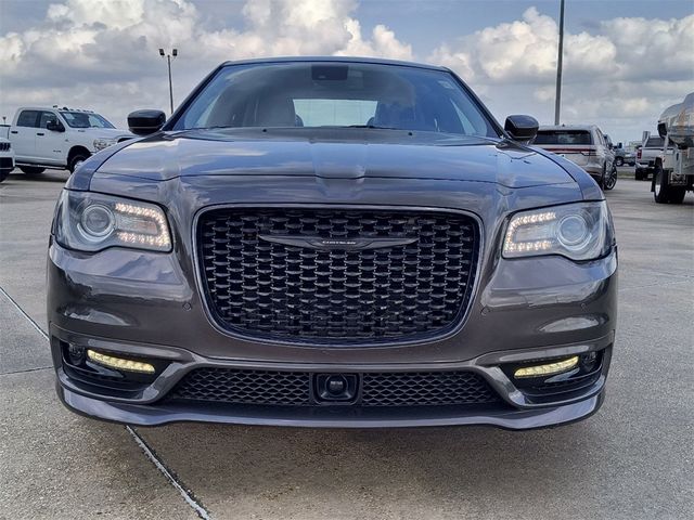 2023 Chrysler 300 Touring L