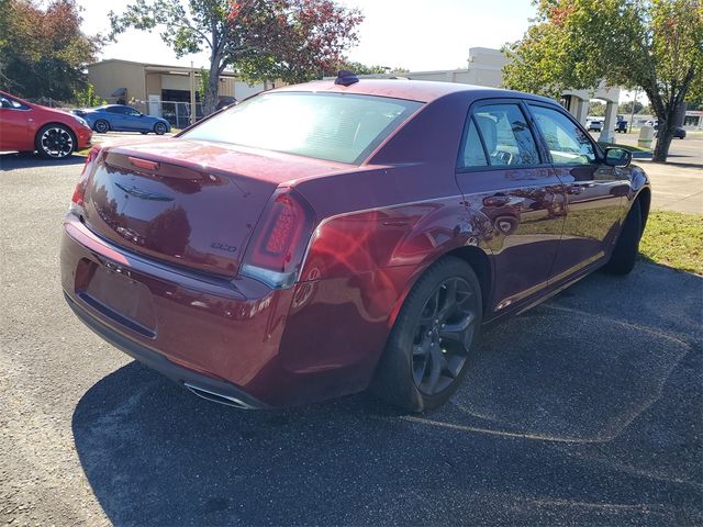 2023 Chrysler 300 Touring L