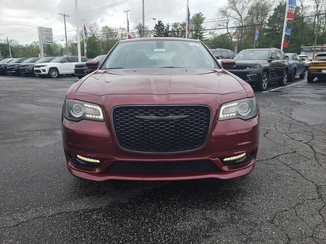 2023 Chrysler 300 Touring L