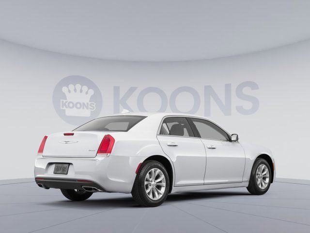 2023 Chrysler 300 Touring L