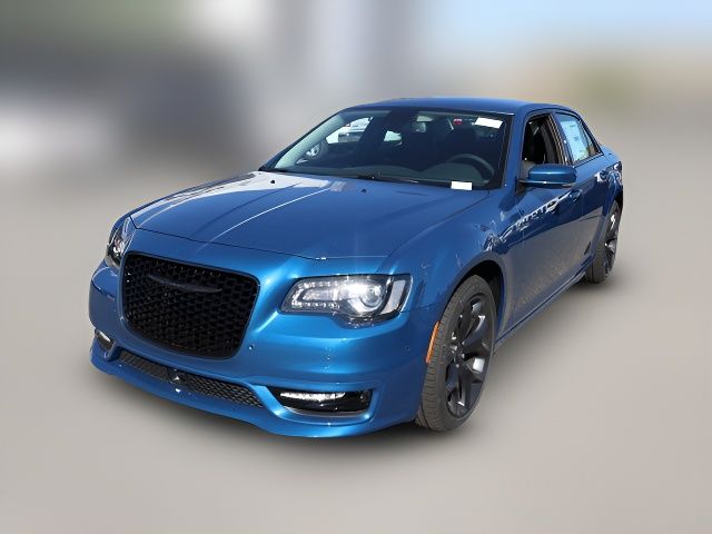 2023 Chrysler 300 Touring L