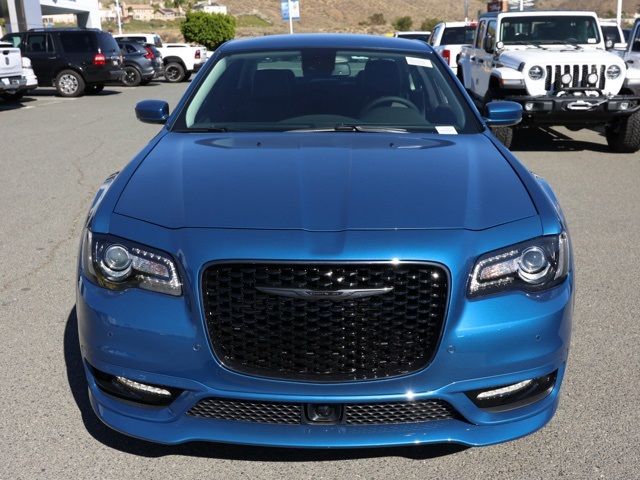 2023 Chrysler 300 Touring L