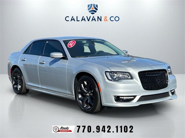 2023 Chrysler 300 Touring L