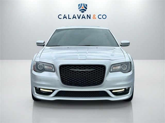 2023 Chrysler 300 Touring L