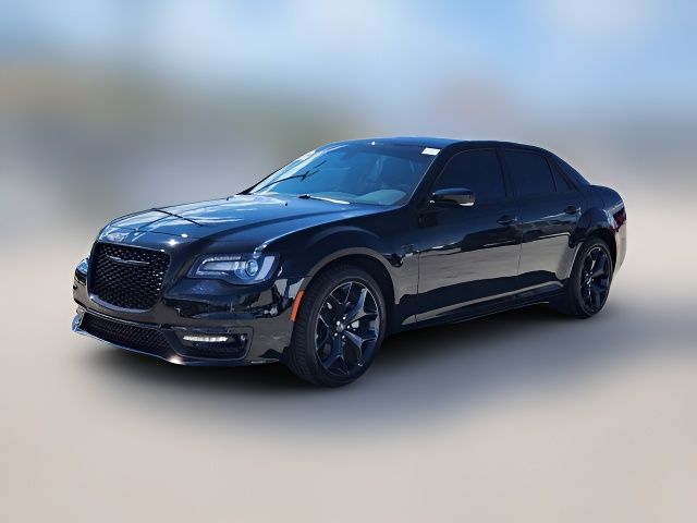 2023 Chrysler 300 Touring L