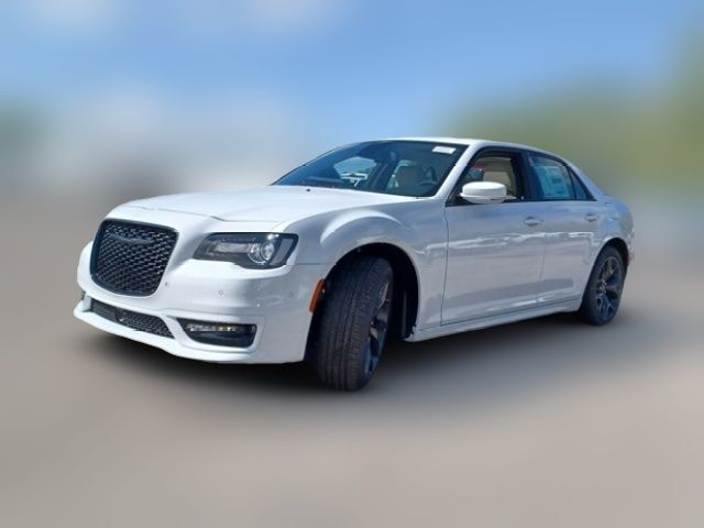 2023 Chrysler 300 Touring L