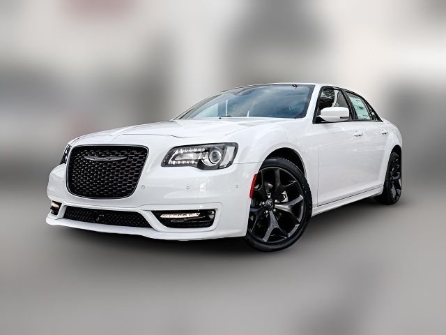 2023 Chrysler 300 Touring L