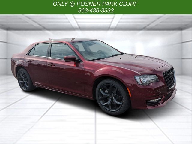 2023 Chrysler 300 Touring L