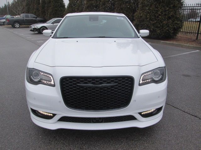 2023 Chrysler 300 Touring L