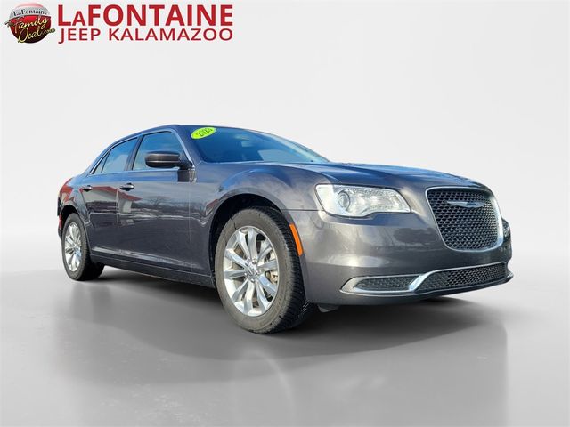 2023 Chrysler 300 Touring