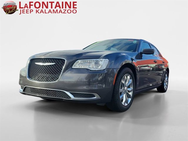 2023 Chrysler 300 Touring