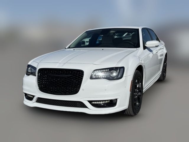 2023 Chrysler 300 300 Touring L