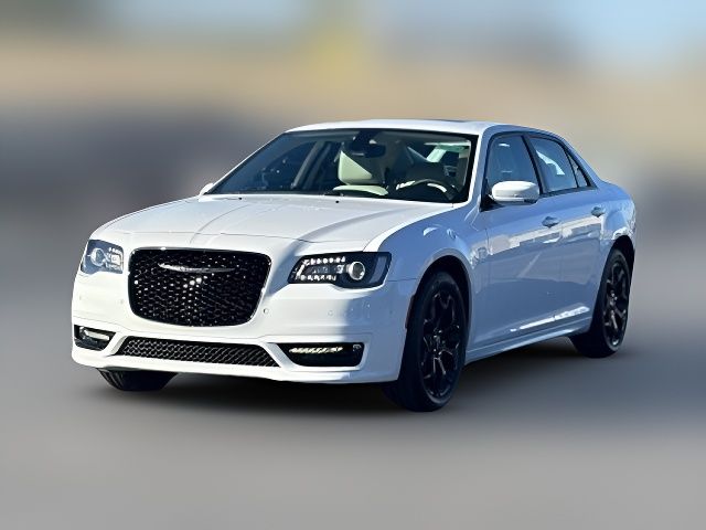 2023 Chrysler 300 Touring L