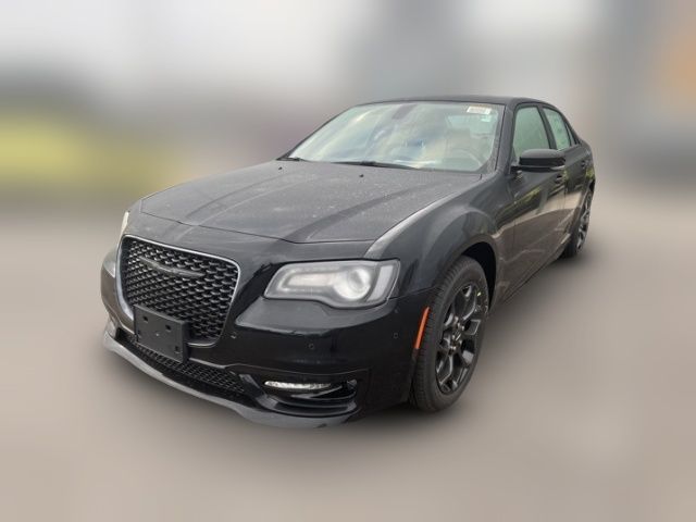 2023 Chrysler 300 Touring L