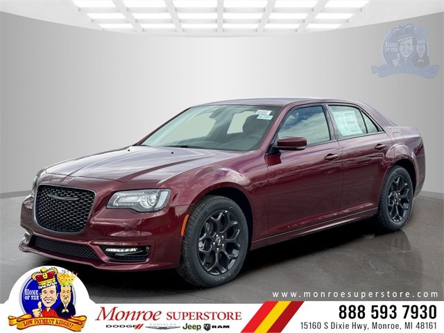 2023 Chrysler 300 Touring L