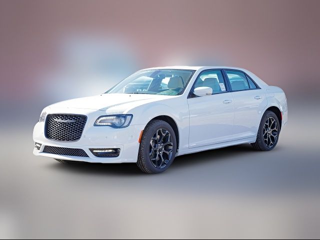 2023 Chrysler 300 Touring L