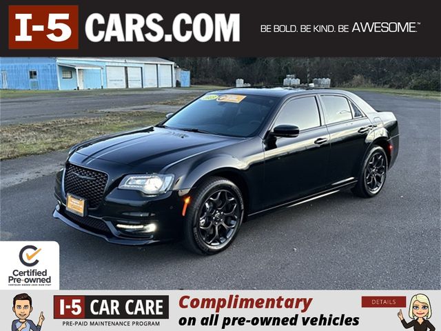 2023 Chrysler 300 Touring L