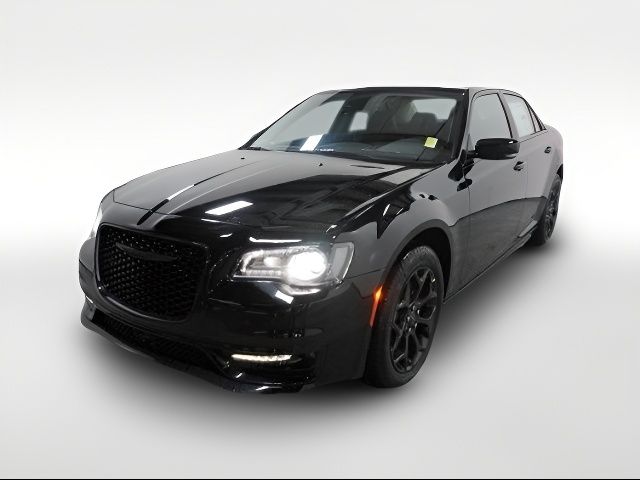 2023 Chrysler 300 Touring L