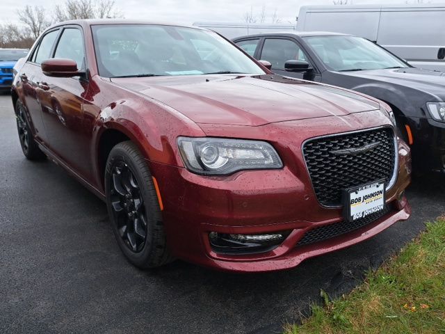 2023 Chrysler 300 Touring L