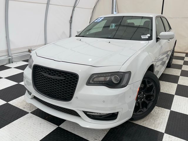 2023 Chrysler 300 300 Touring L