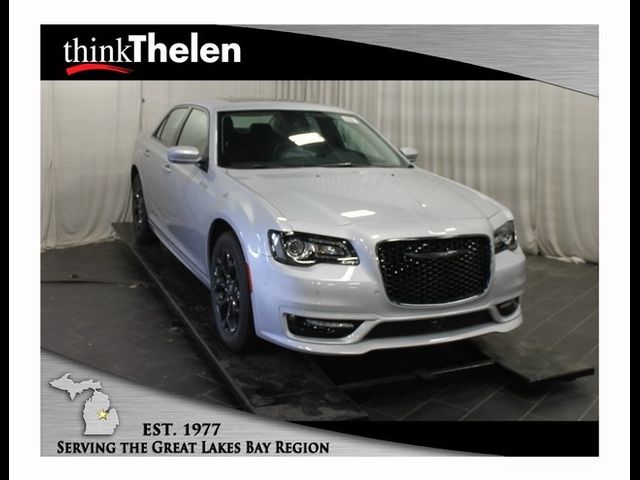 2023 Chrysler 300 Touring L