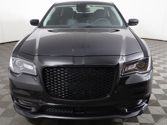 2023 Chrysler 300 Touring L
