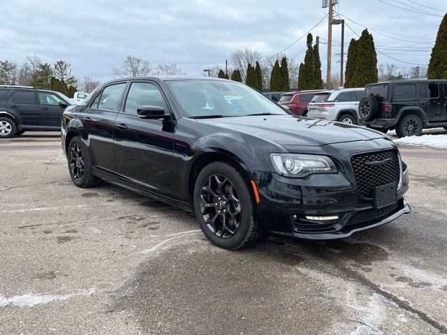 2023 Chrysler 300 300 Touring L
