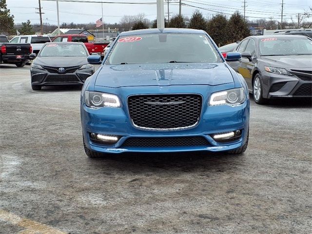 2023 Chrysler 300 Touring L