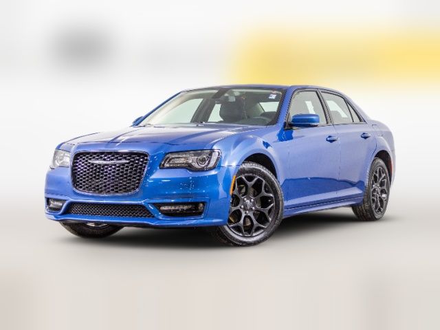 2023 Chrysler 300 Touring L