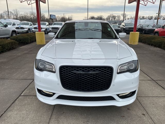 2023 Chrysler 300 Touring L