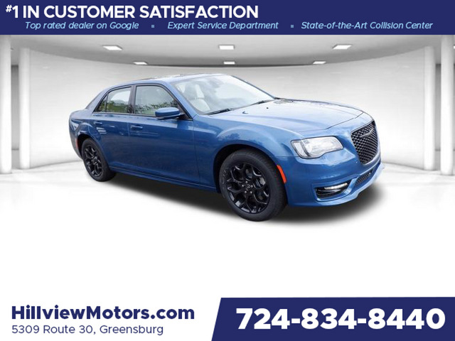 2023 Chrysler 300 Touring L