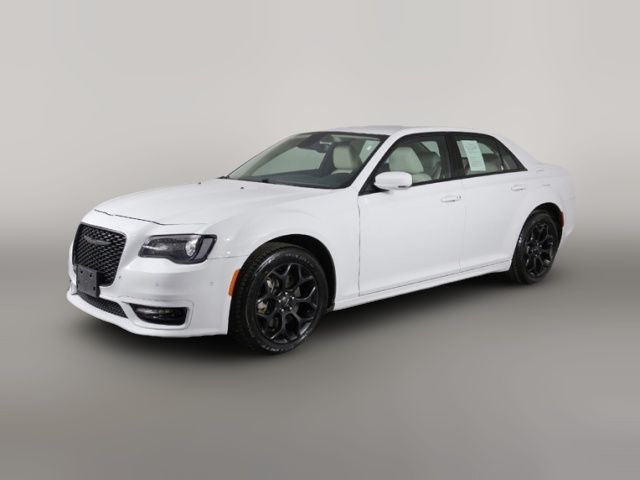 2023 Chrysler 300 300 Touring L