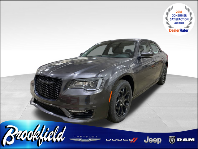 2023 Chrysler 300 Touring L