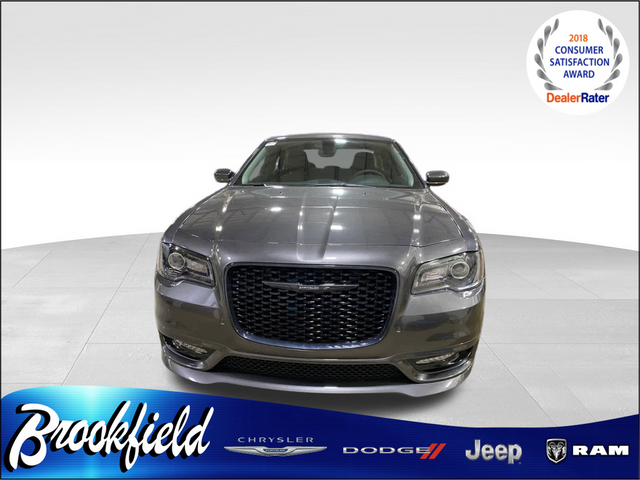 2023 Chrysler 300 Touring L